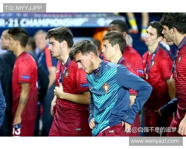 克罗斯领衔球队新篇章球迷期待他在赛场上的精彩表现与未来发展